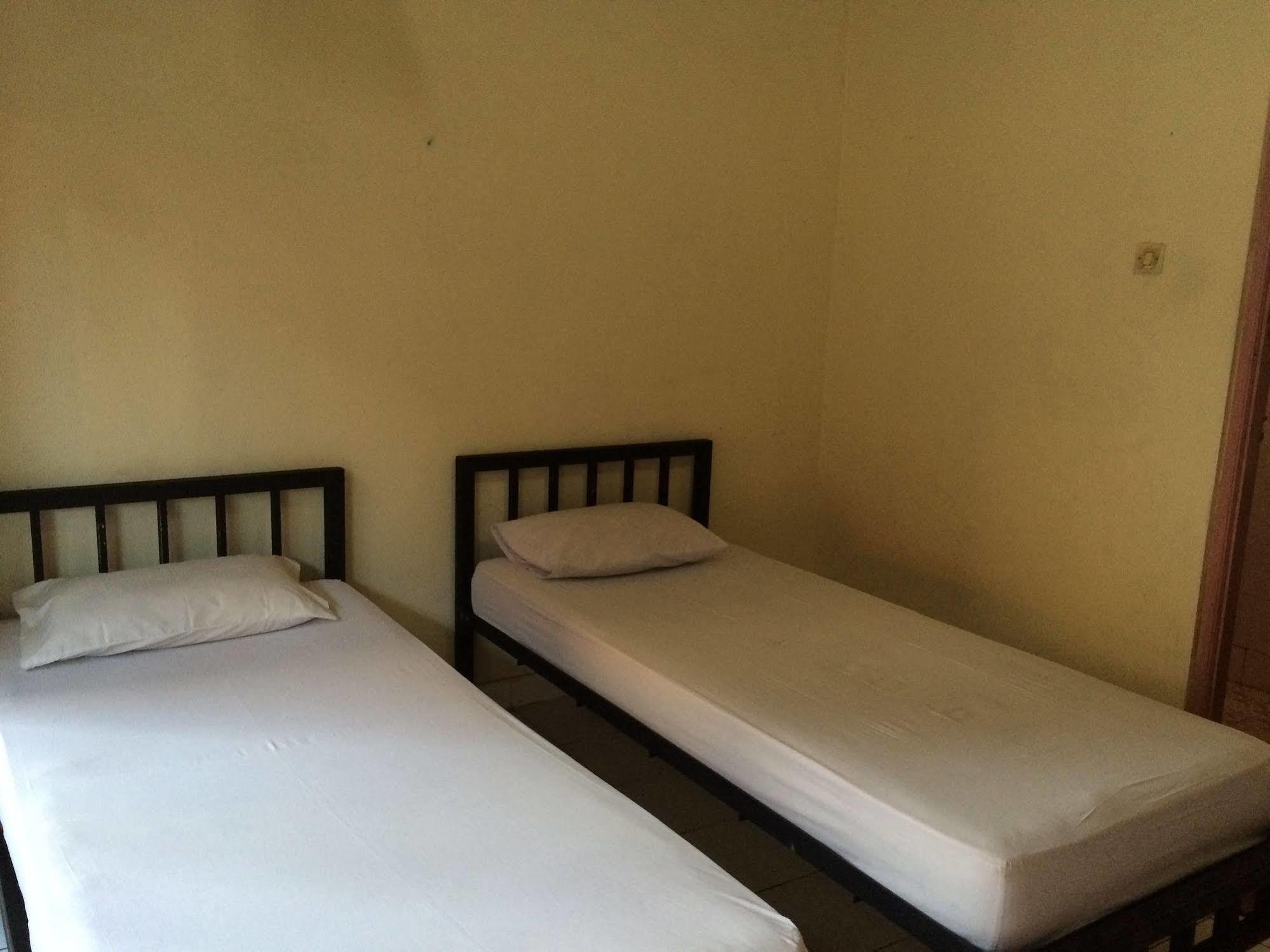 Rita Za Hotel Kuta Lombok Exterior foto