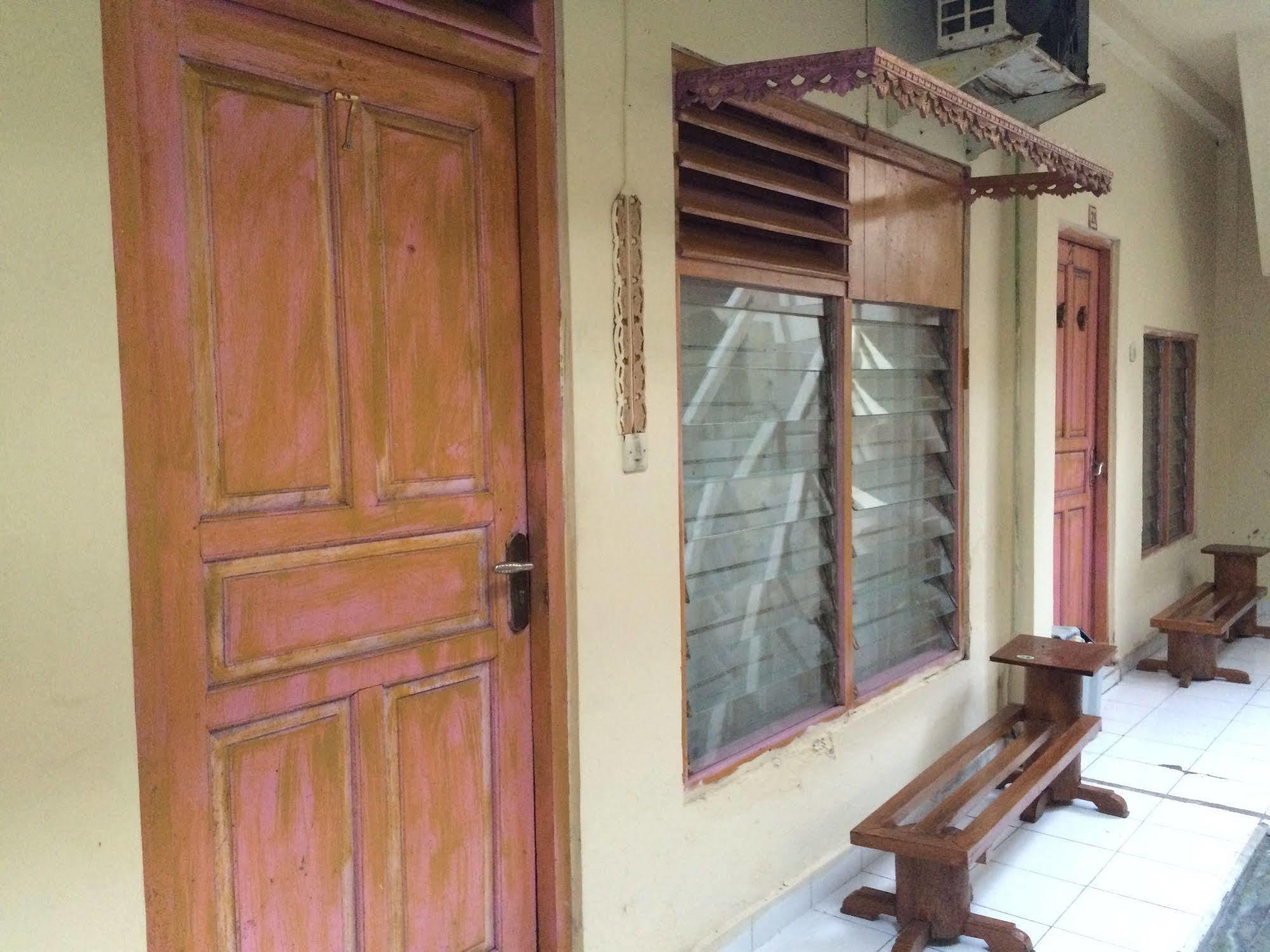 Rita Za Hotel Kuta Lombok Exterior foto